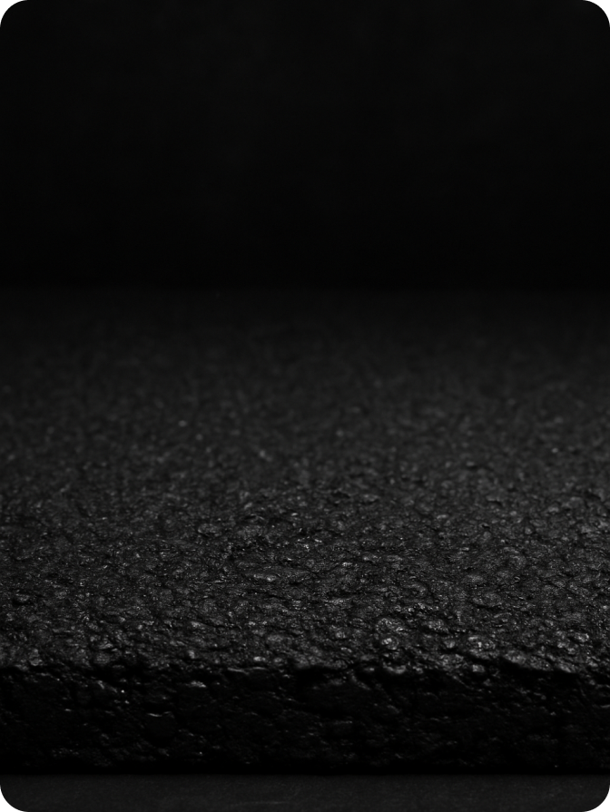 Terminal pétrolier au crépuscule